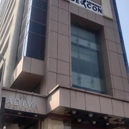 Adiva Residency Beacon, Grant Road, Mumbai Hotel Buitenkant foto