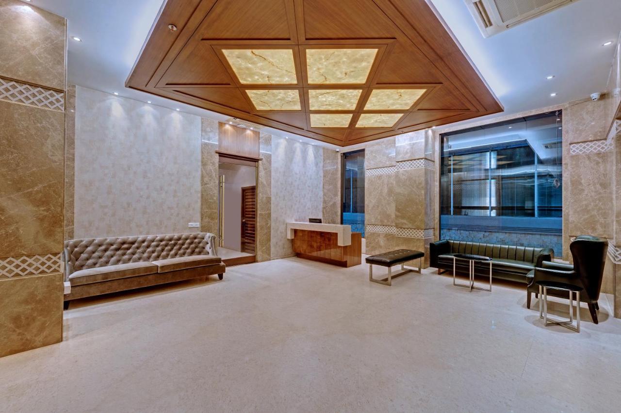 Adiva Residency Beacon, Grant Road, Mumbai Hotel Buitenkant foto