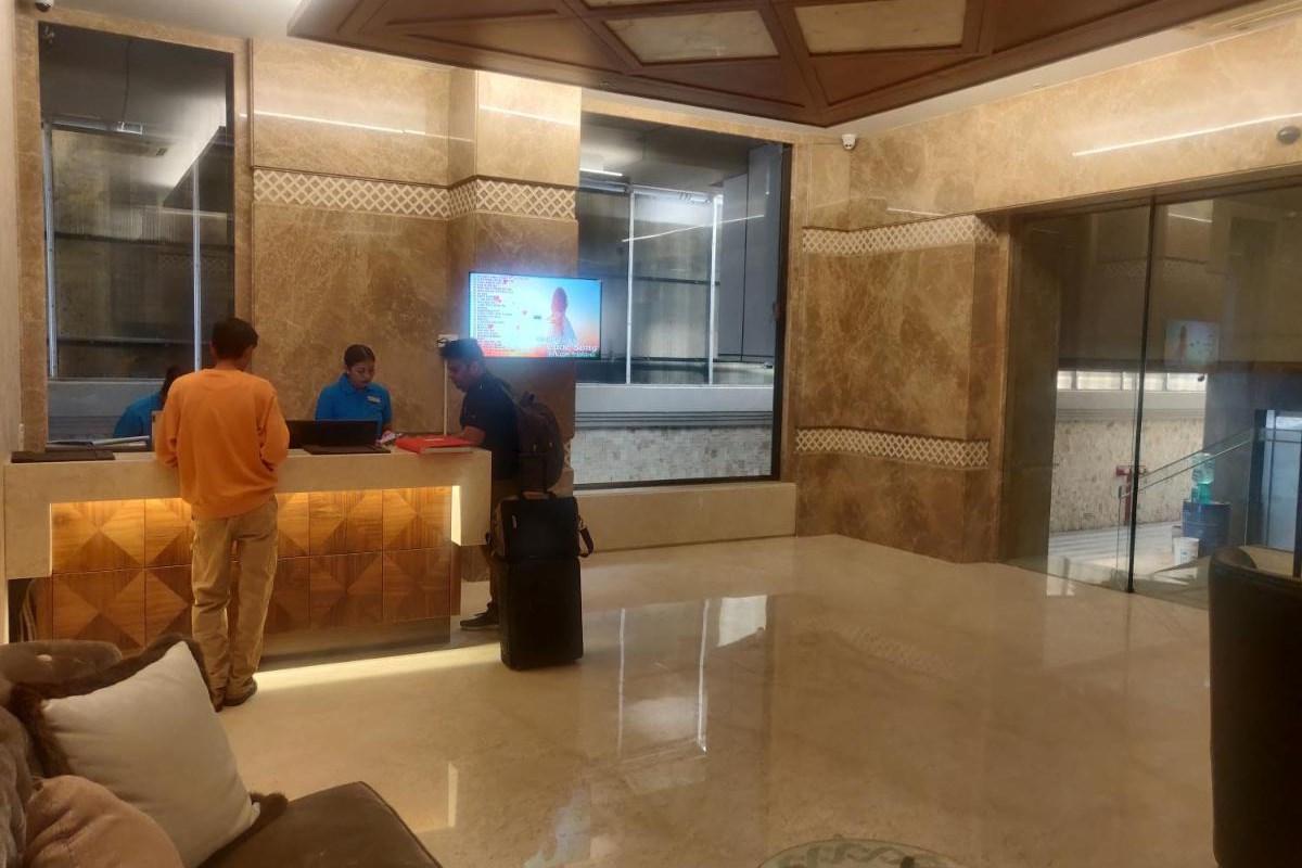 Adiva Residency Beacon, Grant Road, Mumbai Hotel Buitenkant foto
