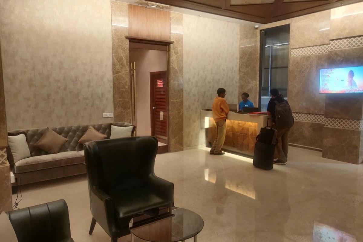 Adiva Residency Beacon, Grant Road, Mumbai Hotel Buitenkant foto